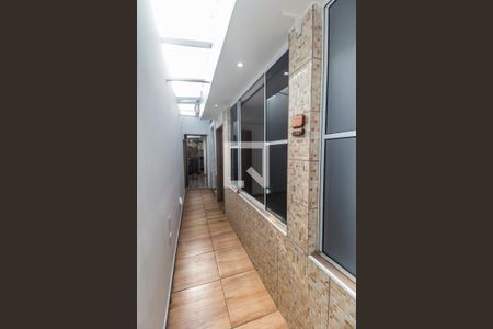 Corredor de apartamento para alugar com 2 quartos, 25m² em Jardim Julio, Barueri