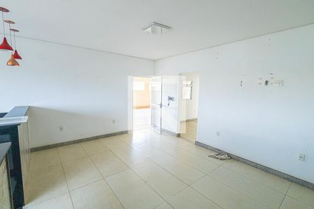 Sala de casa para alugar com 2 quartos, 110m² em Novo Glória, Belo Horizonte