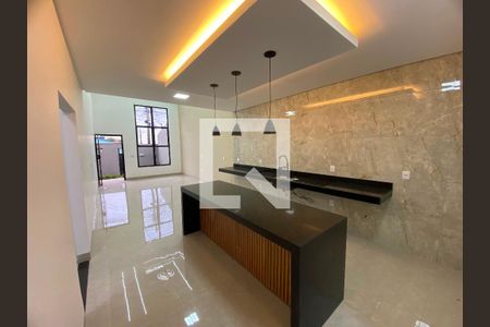 Casa à venda com 3 quartos, 168m² em Vila Finsocial, Goiânia