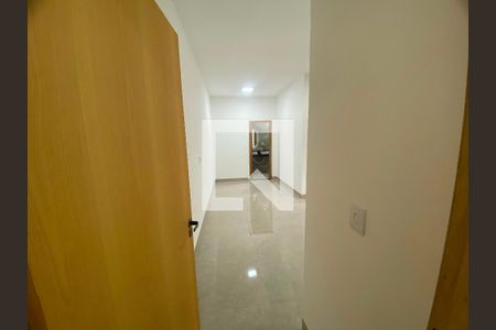 Corredor de casa à venda com 3 quartos, 168m² em Vila Finsocial, Goiânia