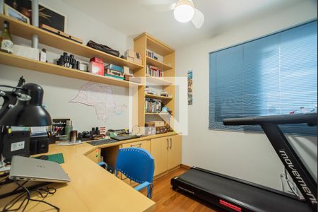 Quarto 1 de apartamento para alugar com 3 quartos, 75m² em Chácara Inglesa, São Paulo