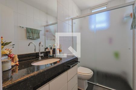 Banheiro da Suíte de apartamento à venda com 3 quartos, 210m² em Carmo, Belo Horizonte