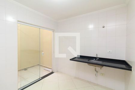 Cozinha de casa de condomínio para alugar com 2 quartos, 70m² em Vila Monte Santo, São Paulo