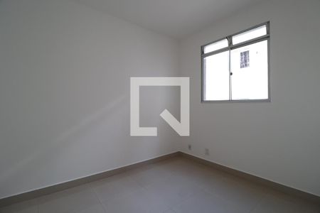 Quarto 1 de apartamento para alugar com 2 quartos, 50m² em Gávea, Uberlândia