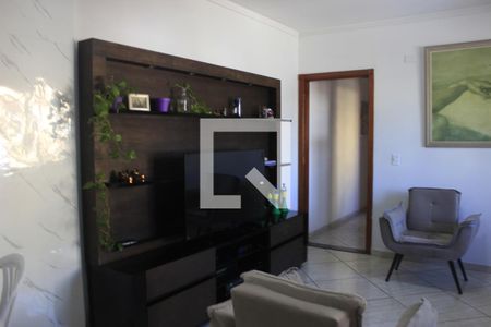 Sala de casa à venda com 6 quartos, 220m² em Vila Sao Ricardo, Guarulhos