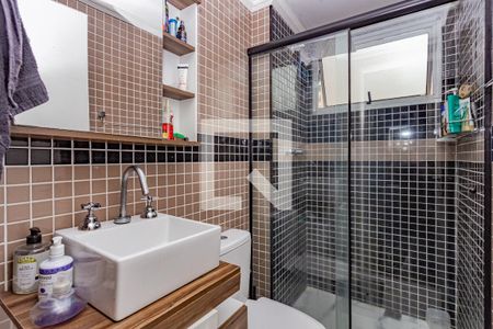 Banheiro de apartamento para alugar com 2 quartos, 48m² em Parque Bristol, São Paulo