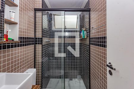 Banheiro de apartamento para alugar com 2 quartos, 48m² em Parque Bristol, São Paulo