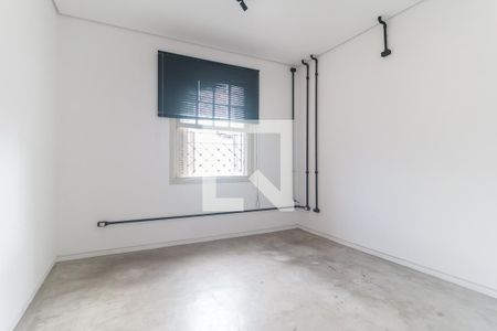 Quarto de casa para alugar com 1 quarto, 75m² em Vila Mogilar, Mogi das Cruzes