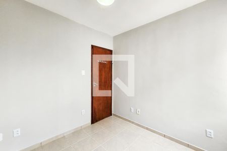 Quarto 1 de apartamento à venda com 3 quartos, 55m² em Grajaú, Rio de Janeiro