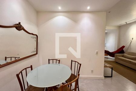 Sala  de apartamento para alugar com 1 quarto, 69m² em Copacabana, Rio de Janeiro