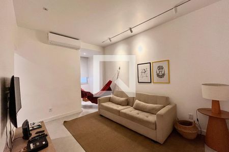 Sala  de apartamento para alugar com 1 quarto, 69m² em Copacabana, Rio de Janeiro