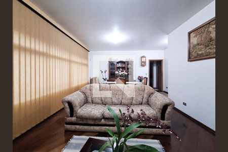 Sala de casa à venda com 3 quartos, 280m² em Chora Menino, São Paulo