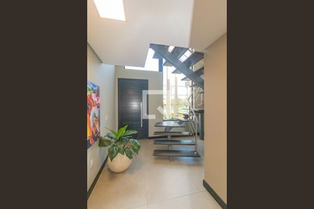 Hall de entrada de casa de condomínio à venda com 4 quartos, 168m² em Fátima, Canoas