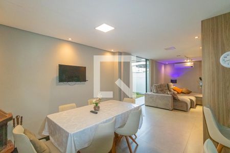 Sala/Sala de Jantar de casa de condomínio à venda com 4 quartos, 168m² em Fátima, Canoas