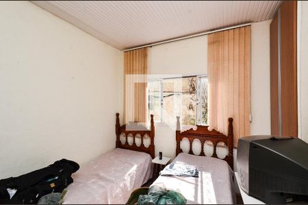 Quarto 1 de casa à venda com 3 quartos, 200m² em Sagrada Família, Belo Horizonte