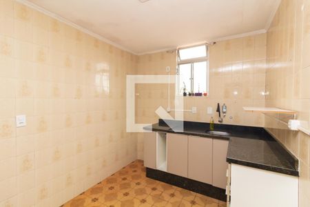 Cozinha  de apartamento para alugar com 2 quartos, 47m² em Conjunto Residencial José Bonifácio, São Paulo