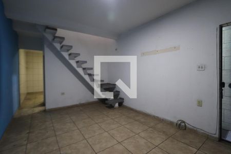 Sala de casa à venda com 2 quartos, 135m² em Jardim Dona Sinha, São Paulo