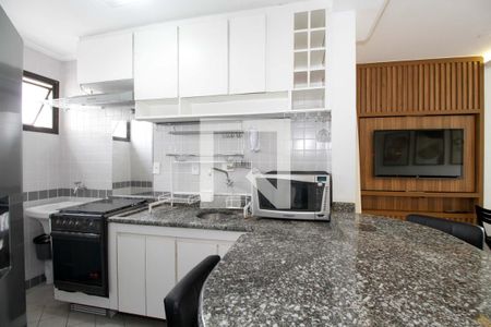 Sala e Cozinha de apartamento para alugar com 1 quarto, 40m² em Pinheiros, São Paulo
