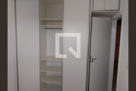 Quarto de apartamento à venda com 2 quartos, 62m² em Arpoador, Contagem