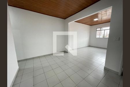 Sala de casa à venda com 3 quartos, 151m² em Rio Pequeno, São Paulo