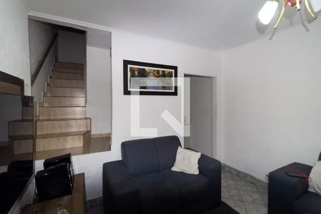 Sala de casa à venda com 2 quartos, 74m² em São Lucas, São Paulo