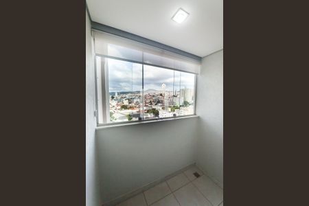 Apartamento para alugar com 3 quartos, 75m² em Floresta, Belo Horizonte