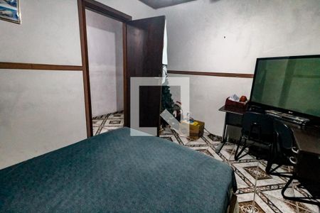 Quarto 1 de casa à venda com 2 quartos, 616m² em Parque Pinheiros, São Paulo