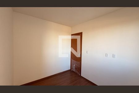 Quarto 1 de apartamento à venda com 2 quartos, 48m² em Setor Faicalville, Goiânia