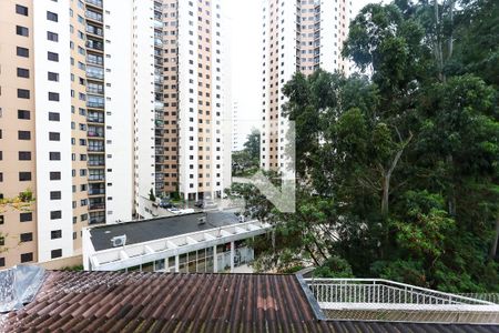 varanda de apartamento à venda com 2 quartos, 68m² em Jardim Henriqueta, Taboão da Serra
