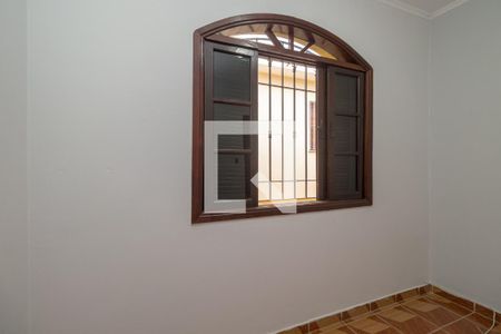 Quarto 2 de casa para alugar com 2 quartos, 80m² em Jardim Vila Formosa, São Paulo