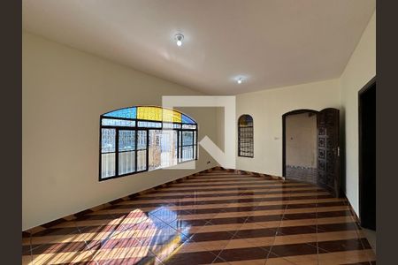Sala de casa para alugar com 5 quartos, 250m² em Jardim Primavera, Jacareí