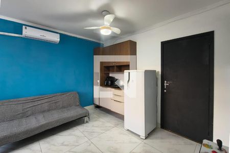Sala de kitnet/studio para alugar com 0 quarto, 45m² em Canto do Forte, Praia Grande