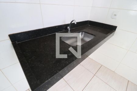 Sala/Cozinha de casa para alugar com 2 quartos, 90m² em Shopping Park, Uberlândia