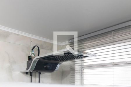 Banheiro de apartamento para alugar com 1 quarto, 50m² em Partenon, Porto Alegre