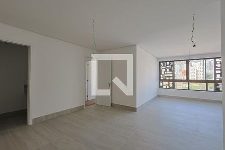 Apartamento à venda com 4 quartos, 143m² em Carmo, Belo Horizonte