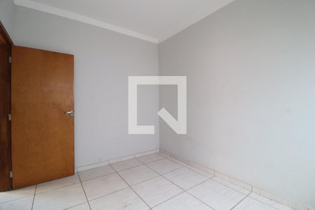 Quarto 1 de casa para alugar com 2 quartos, 90m² em Shopping Park, Uberlândia