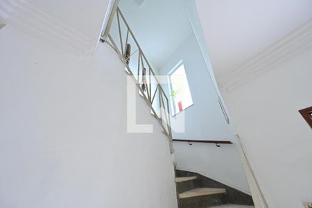 Escadas de casa de condomínio à venda com 3 quartos, 127m² em Mirandópolis, São Paulo