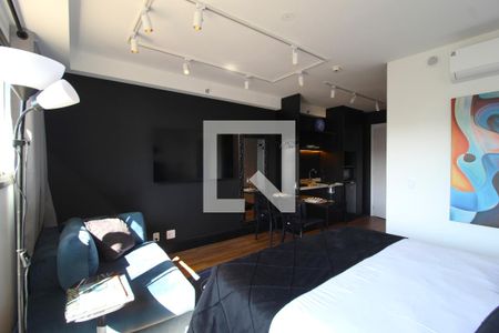 Sala/Quarto de kitnet/studio à venda com 1 quarto, 31m² em Indianópolis, São Paulo