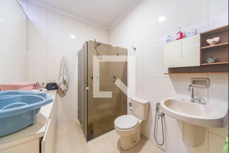 Banheiro Social de casa à venda com 3 quartos, 283m² em Jardim Bela Vista, Santo André