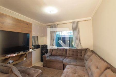 Sala de casa à venda com 4 quartos, 148m² em Campo Comprido, Curitiba