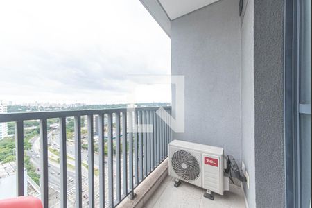 Varanda de kitnet/studio para alugar com 1 quarto, 23m² em Jardim das Acacias, São Paulo
