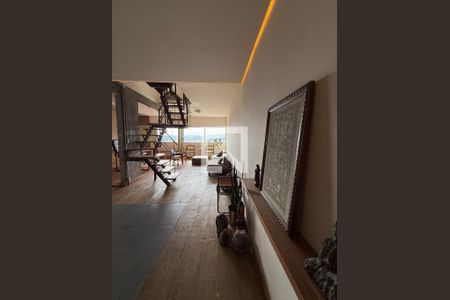 Apartamento para alugar com 3 quartos, 200m² em Vila Buarque, São Paulo