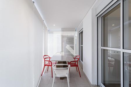 Varanda de apartamento para alugar com 2 quartos, 80m² em Vila Nova Conceição, São Paulo