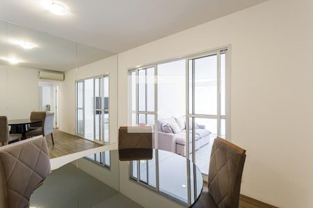 Sala de apartamento para alugar com 2 quartos, 80m² em Vila Nova Conceição, São Paulo
