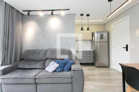 Sala  de apartamento à venda com 2 quartos, 41m² em Cidade Líder, São Paulo