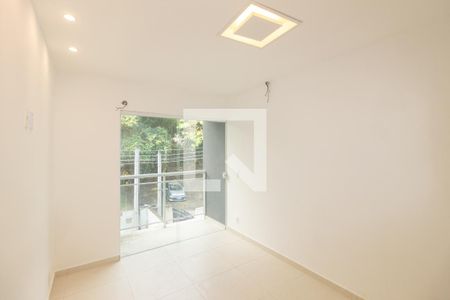 Quarto 1 de casa para alugar com 2 quartos, 72m² em Campo Grande, Rio de Janeiro