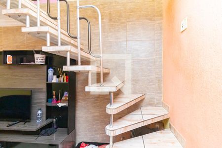 CASA 1 - Sala de casa à venda com 5 quartos, 150m² em Vila Santa Cruz (zona Leste), São Paulo