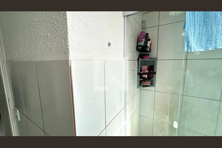 Banheiro de apartamento para alugar com 2 quartos, 44m² em Jardim Munira, Guarulhos