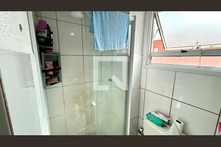 Banheiro de apartamento para alugar com 2 quartos, 44m² em Jardim Munira, Guarulhos