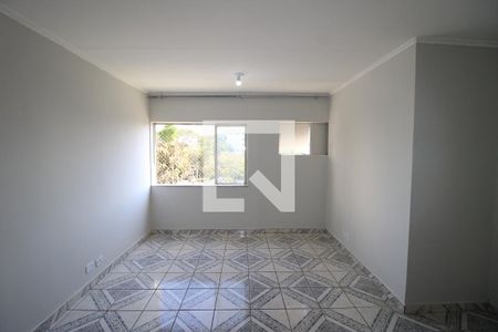 Sala de apartamento para alugar com 2 quartos, 70m² em Parque Paineiras, São Paulo